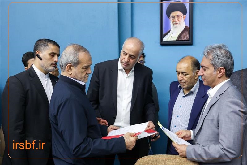 آغاز ساخت بزرگ‌ترین واحد مسکن کارگری کشور؛ پروژه صنعت‌شهر بافق اجرایی شد